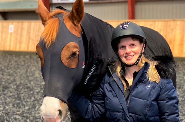 Vi har et kæmpe udvalg i rideudstyr hos Gymnastik og Ridesport