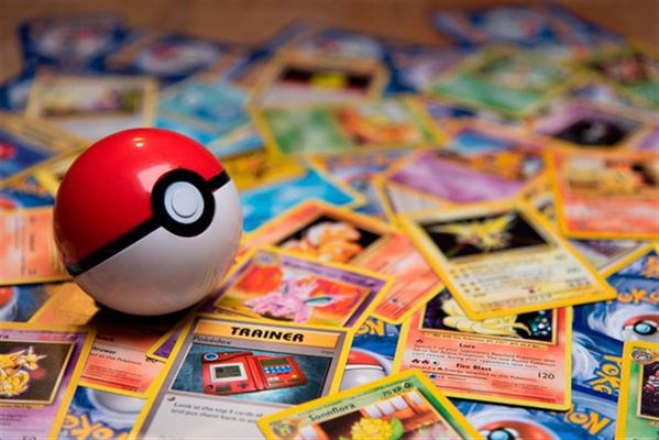 Køb kort til pokemon TCG lige her